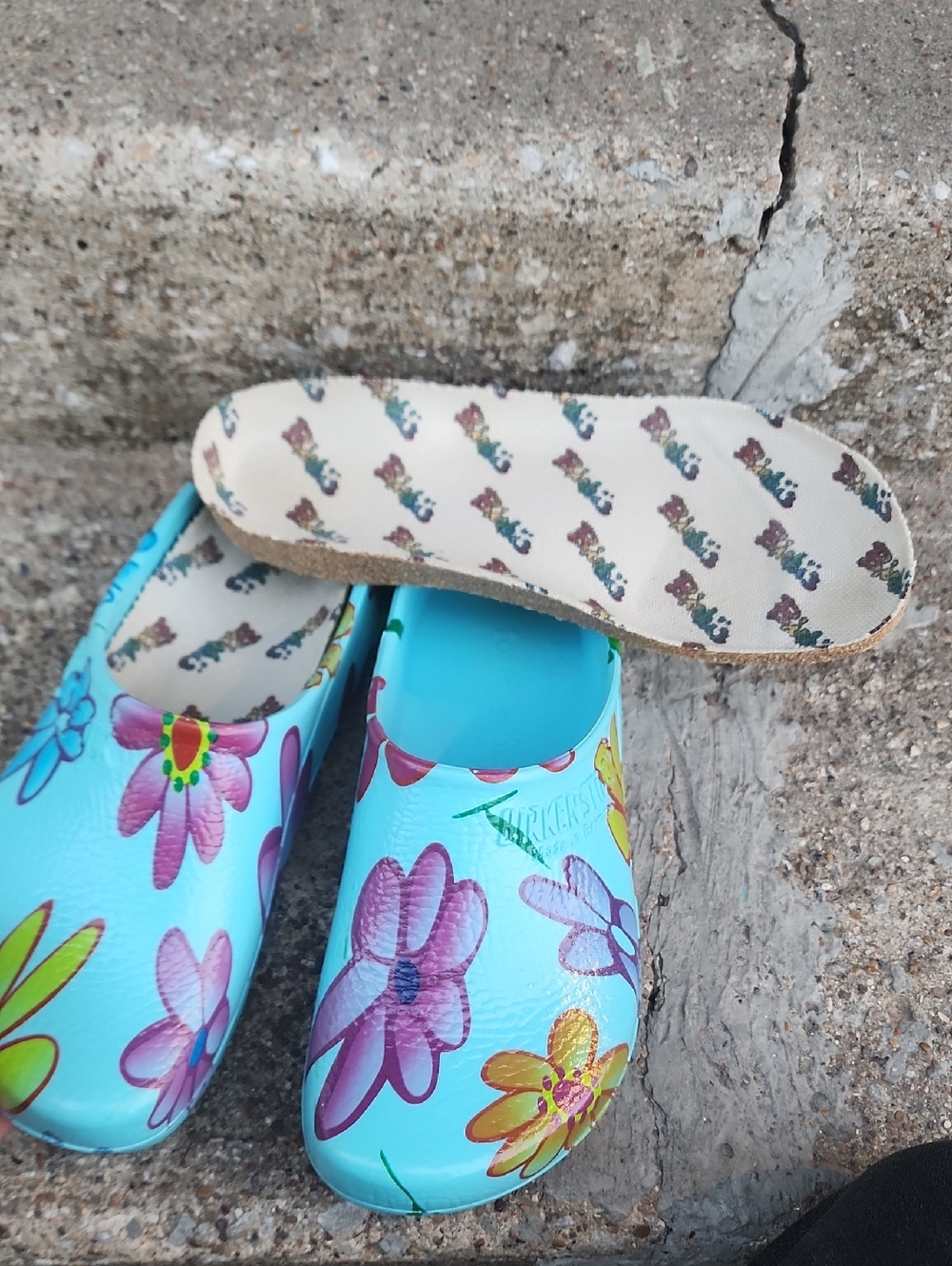 Birkenstock Clogs Used - Picture 3 of 8